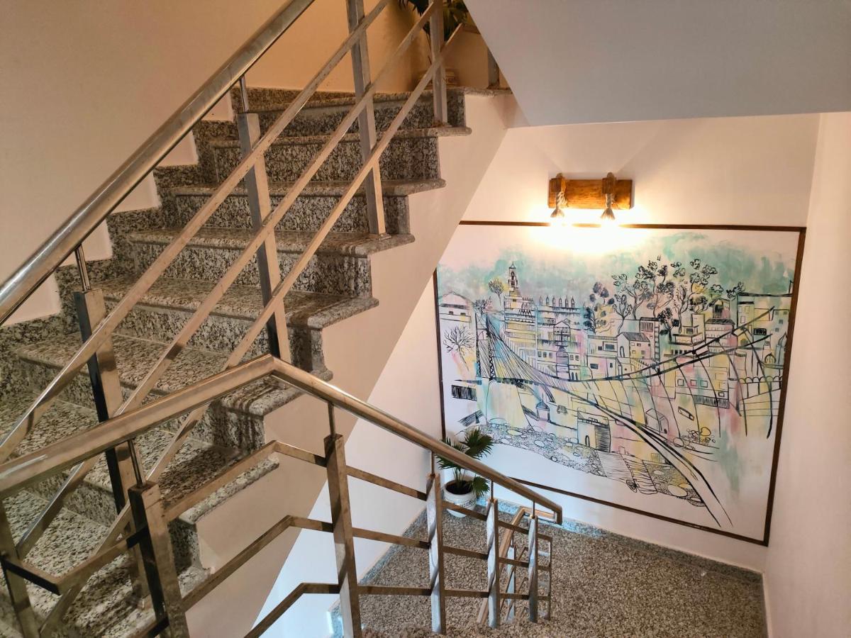 Backpacker Duniya Hostel Rishīkesh Екстериор снимка